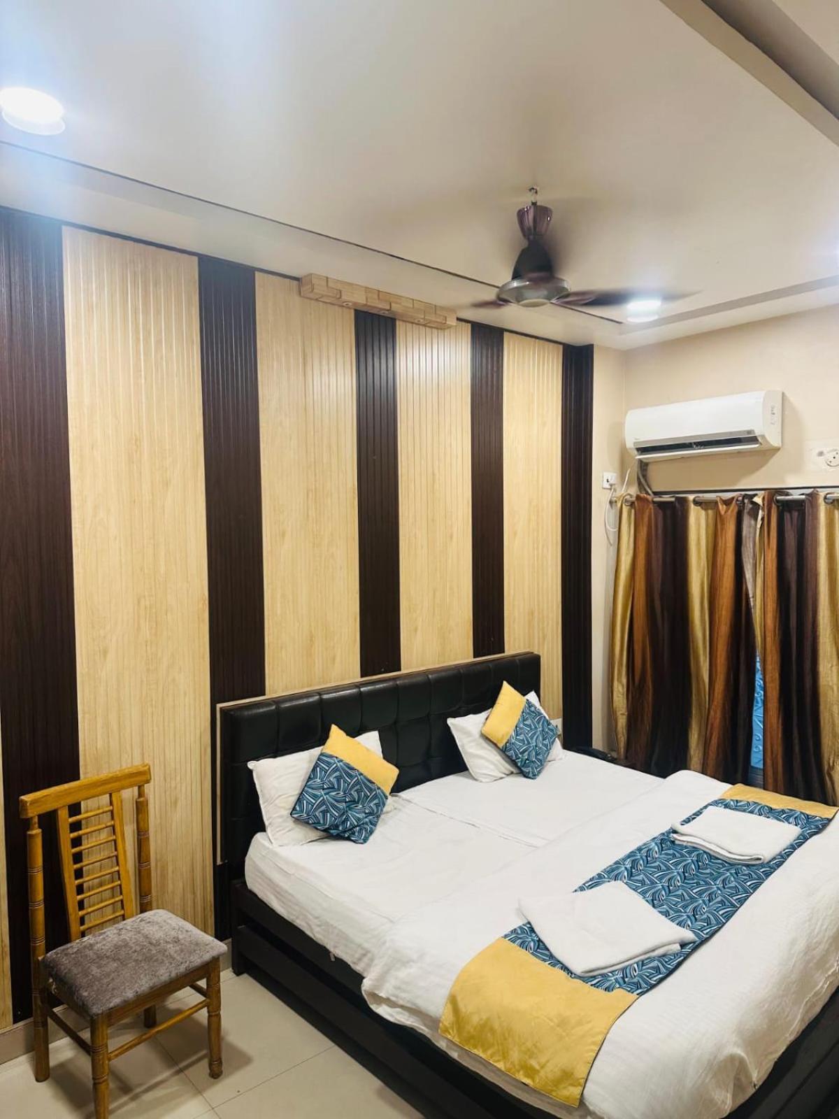 Hotel Deva Inn Varanasi Exterior foto
